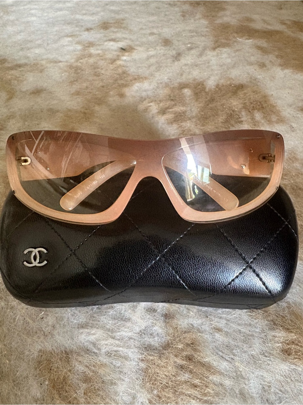 CHANEL Shield Rimless Sunglasses Pink Gradient CC Logo Made in Italy